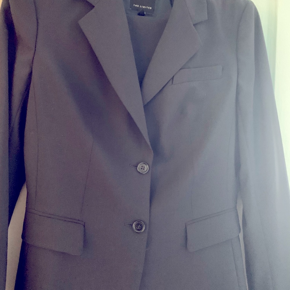 The Limited suit